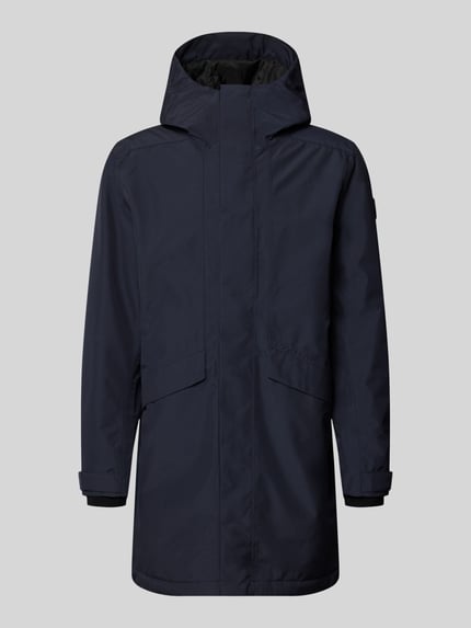 Produktfoto, Regular Fit Parka mit Kapuze Modell 'Kenny' von Didriksons, dunkelblauer Stoff, glatte Textur, sichtbare Eingrifftaschen, lockerer Schnitt, Herren Parka, Rückenlänge 99 cm, Schulterbreite 48 cm, Brustweite 59 cm, Ärmellänge 72 cm