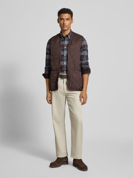 Barbour Regular Fit Steppweste mit warmen Innenfleece Dunkelbraun 1