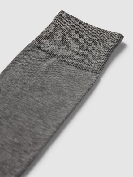 FALKE Kniestrümpfe mit Logo-Stitching Modell 'Tiago' Mittelgrau Melange 2