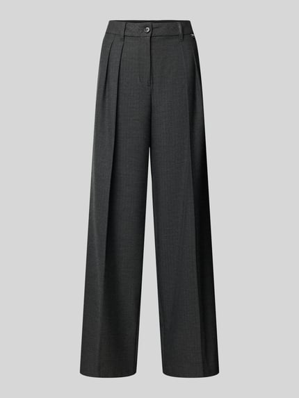 Wide Fit Hose mit gelegten Falten Shop The Look MANNEQUINE