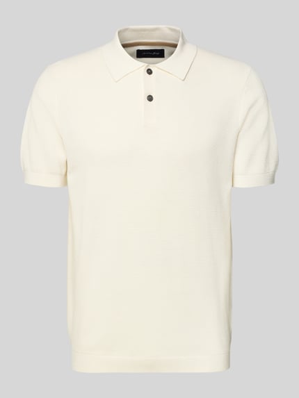 Produktfoto, Slim Fit Poloshirt mit Strukturmuster von Christian Berg Men in Creme, Reine Baumwolle, Kurzärmelig, Polokragen, dezente Struktur.