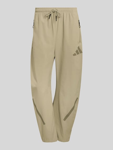 adidas Sportswear Regular Fit Trainingshose Modell 'Z.N.E. WOVEN' Khaki 2