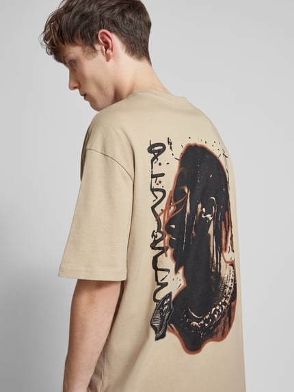 Mister Tee T-Shirt mit Statement-Print Modell 'GIZA' Sand 3
