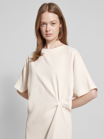 DRYKORN Sukienka T-shirtowa z wiązanym detalem model ‘INDAH’ Écru 3
