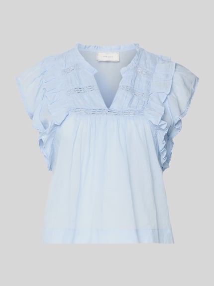 Produktfoto, Bluse mit Volants Modell 'Jayla' von Neo Noir in Hellblau aus Reine Baumwolle mit Gerader-Schnitt, Tunikakragen, Rückenlänge 56 cm bei Größe 36