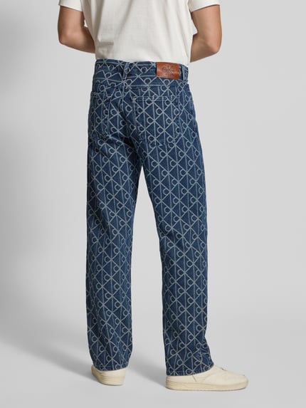 Calvin Klein Jeans Jeansy z prostą nogawką i detalem z logo Jeansowy niebieski 5