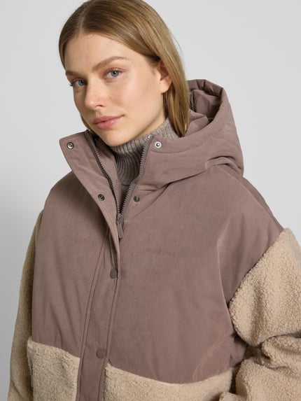 Mazine Regular fit jack met imitatiebont, model 'Blocking' Leem - 3
