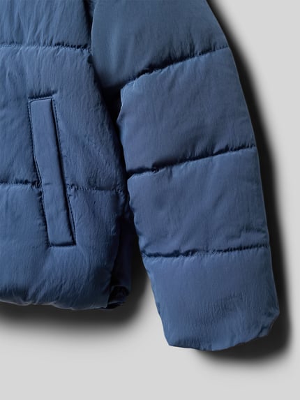 ONLY Kurtka pikowana o kroju regular fit z odpinanym kapturem model ‘DOLLY LIFE’ Szaroniebieski 2