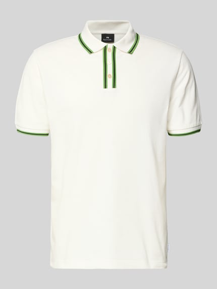 Produktfoto, Regular Fit Poloshirt mit Kontraststreifen von PAUL SMITH aus Baumwoll-Elasthan-Mix in Weiß mit grünen Details auf grauem Hintergrund