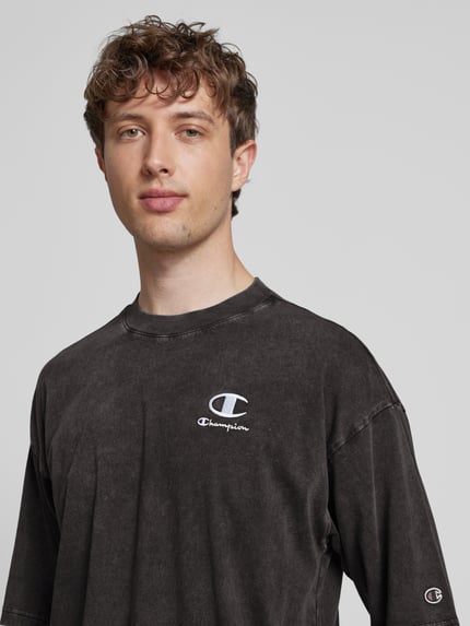Champion T-shirt o kroju relaxed fit z wyhaftowanym logo BLACK 3