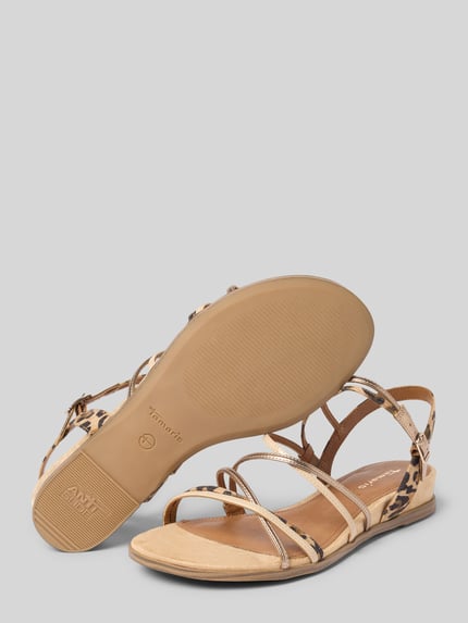 Produktfoto, Sandalen mit Strasssteinbesatz von Tamaris in Optik: Unifarben mit abgerundeter Schuhspitze, Absatzform: Flach, Label-Prägung, Applikation: Strasssteinbesatz, Verschluss: Dornschließe, strukturierte Sohle
