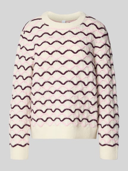 Produktfoto, Strickpullover im Allover-Look Modell 'GESLY' von YAS, cremeweiß mit lila Wellenmuster, Baumwoll-Mix, Regular Fit, Rundhalsausschnitt