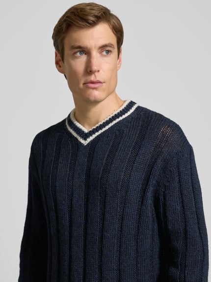 Selected Sweter o kroju relaxed fit z dzianiny z dodatkiem wełny model ‘ROY’ Ciemnoniebieski 3