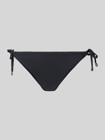 Bikinihose mit seitlicher Schnürung Modell 'MONOCHROME BEACH' Shop The Look MANNEQUINE