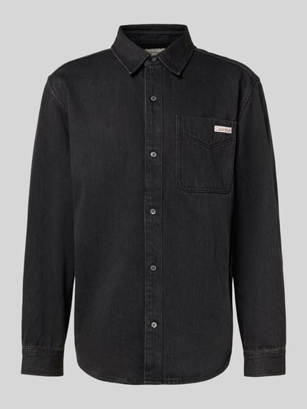 Regular Fit Jeanshemd mit Logo-Patch Modell 'Classic' Shop The Look MANNEQUINE