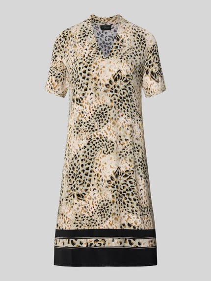 Produktfoto, Gerades Freizeitkleid mit Allover-Muster von s.Oliver BLACK LABEL in Beige mit schwarzen und goldenen Akzenten, Stoffstruktur sichtbar