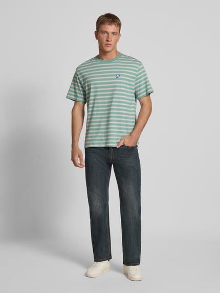 Levi's® Jeansy o kroju relaxed straight fit z efektem znoszenia model ‘555’ Niebieski 1