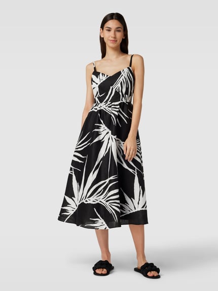 COMMA Knielanges Leinenkleid mit Herz-Ausschnitt Black 4