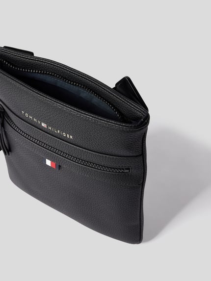 Tommy Hilfiger Torebka na długim pasku z nadrukiem z logo Czarny 5