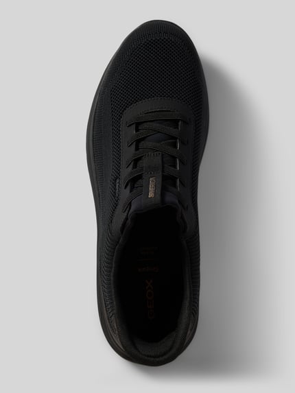 Produktfoto, Slip-on-Sneaker mit profilierter Sohle Modell 'SPHERICA' von Geox, schwarze Mesh-Optik, abgerundete Spitze, Schlupfform, Absatzhöhe 5 cm, Schafthöhe 8 cm, Schaftweite 7 cm, Größe 44.