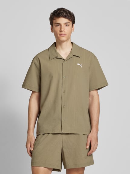 PUMA Performance Freizeithemd mit Label-Stitching Khaki 4