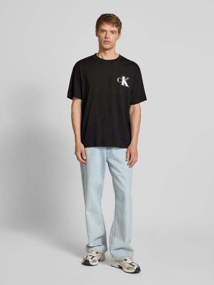 Calvin Klein Jeans T-Shirt mit Label-Print und Rundhalsausschnitt Black 1
