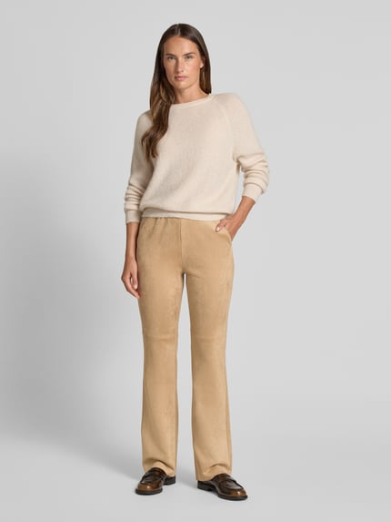 Betty Barclay Flared Fit Stoffhose in Leder-Optik Modell 'September' Beige 1