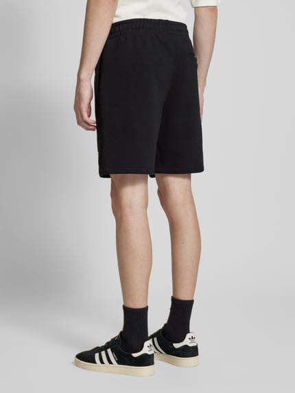 Sergio Tacchini Szorty z dzianiny dresowej o kroju regular fit z wyhaftowanym logo model ‘SIMBA’ Czarny 5