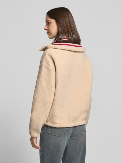 Lacoste Teddyjacke mit kontrastierendem Krageninneren Beige 5