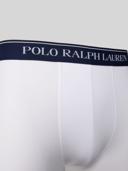 Männermodel draagt witte broek uit Pant & Trunk aus Baumwoll-Mix im 5er-Pack van Polo Ralph Lauren Underwear, detailopname achteraan