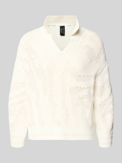 sweter z dzianiny ze stójką i dekoltem w serek Shop The Look MANNEQUINE