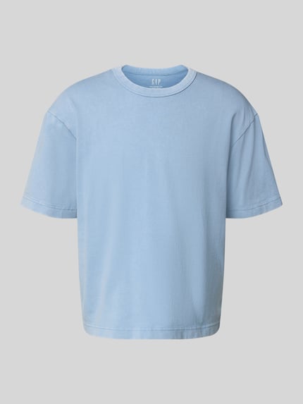 Produktfoto, Cropped T-Shirt mit Rundhalsausschnitt von GAP in Hellblau aus reiner Baumwolle, gerade Form, glatte Textur, für Herren.