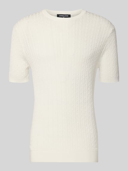 Produktfoto, Regular Fit T-Shirt aus reiner Baumwolle Modell 'ADRIAN-TC' von Strellson in Strickoptik mit Zopfmuster, Rundhalsausschnitt, Kurzarm, weiße Farbe, feine Strick-Textur.
