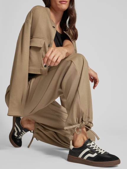 Moves Relaxed Fit Stoffhose mit elastischem Bund Modell 'Ostera 3690' Schilf 3