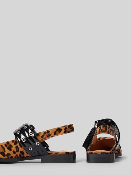 Steve Madden Ballerina's met gestructureerde zool, model 'AVE' Cognac - 2