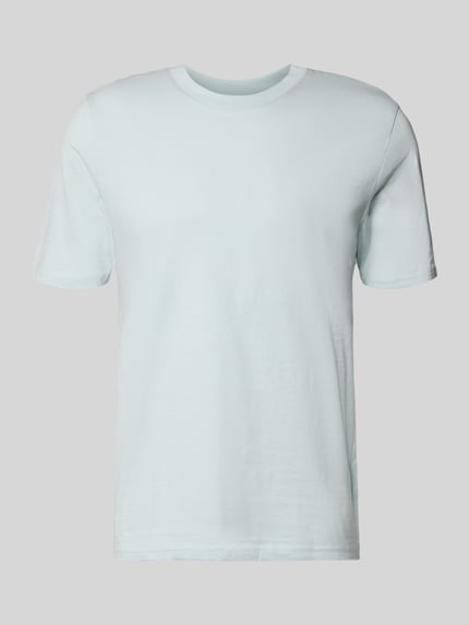 Produktfoto, Regular Fit T-Shirt mit Rundhalsausschnitt von MCNEAL, reine Baumwolle, helles Uni-Design, glatte Textur, Rückenlänge 67 cm in M