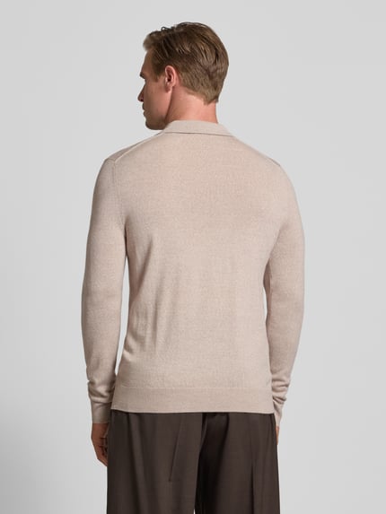 Christian Berg Men Sweter z dzianiny o kroju regular fit z mieszanki wełny z wykładanym kołnierzem Piaskowy melanż 5