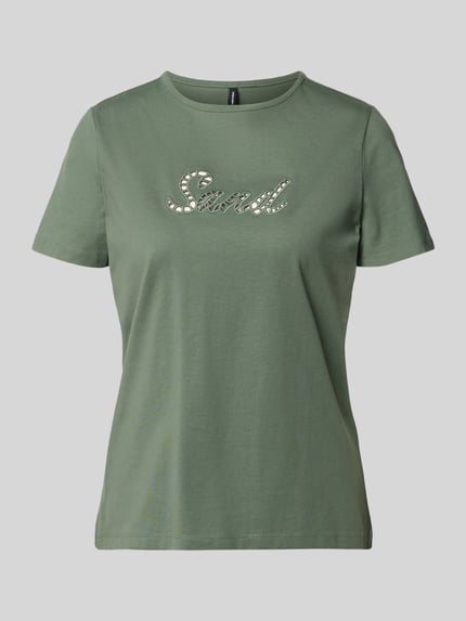 Produktfoto, Regular Fit T-Shirt aus reiner Baumwolle Modell 'MIRANDA' von Vero Moda, efekt: jednolity kolor, damski t-shirt z haftem angielskim, okrągły dekolt, krótki rękaw, wykończenie materiału: dżersej, 100% bawełna