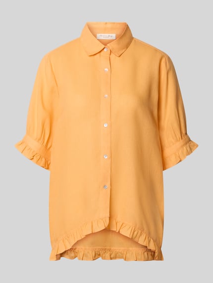 Produktfoto, Bluse mit Leinen-Anteil und Rüschensaum van Christian Berg Woman in geel, viscosemix met linnen, regular fit, overhemdkraag, knoopsluiting, mouwen met ruches, achterzijde verlengd met ruchezoom, ruglengte maat 36 68 cm, mouwlengte maat 36 30 cm.