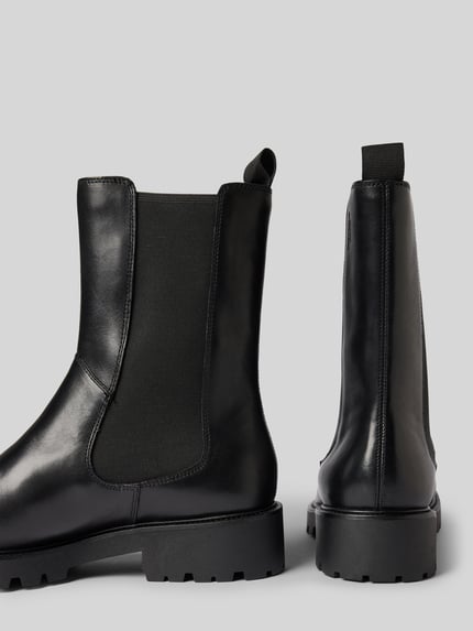 Vagabond Buty chelsea ze skóry bydlęcej model ‘KENOVA’ Czarny 2