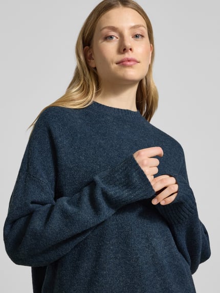 VERO MODA Sweter o kroju relaxed fit z domieszką wełny model 'BOOM' Granatowy melanż 3