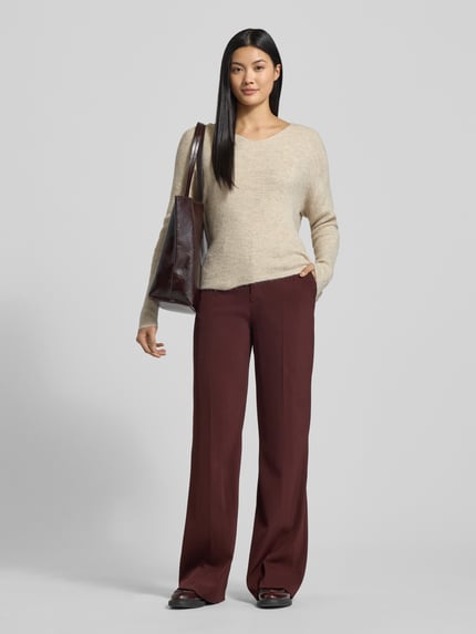 VERO MODA Sweter z dzianiny o kroju regular fit z dekoltem w serek model ‘CREWLEFILEGLITTER’ Écru 1