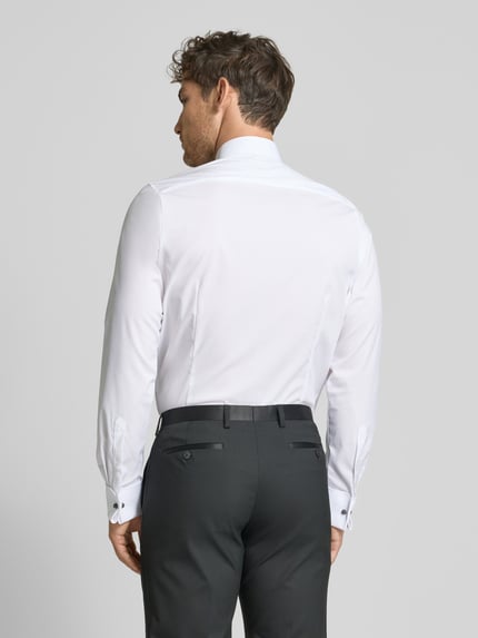 OLYMP Level 5 Body Fit Smokinghemd mit verdeckter Knopfleiste Weiss 5