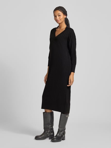 ONLY Fließendes Strickkleid mit V-Ausschnitt Modell 'NEW TESSA' Black 1