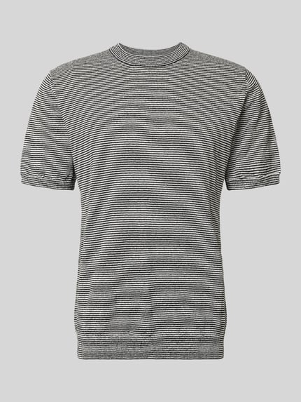 Produktfoto, Strickshirt mit Rundhalsausschnitt von JAKE*S STUDIO MEN, schwarz-weiß gestreift, Regular-Fit, Material-Mix mit Baumwoll-Anteil, Allover-Look