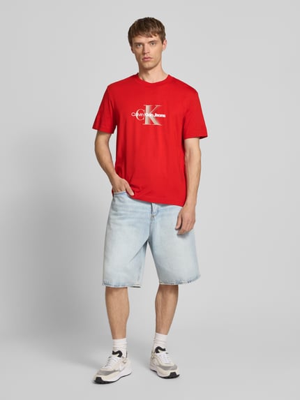 Calvin Klein Jeans T-Shirt mit Label-Print und Rundhalsausschnitt Rot 1