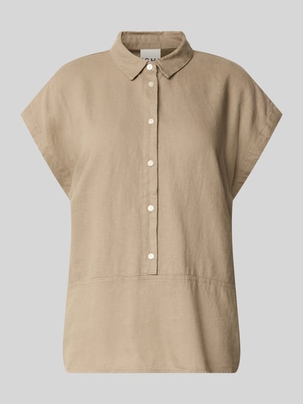 Produktfoto, Regular Fit Bluse aus Leinen-Viskose-Mix Modell 'LINNO' von ICHI, Damen Bluse, Allover-Look, Hemdblusenkragen, Knopfleiste, Rückenlänge 64 cm bei Größe 36, beigefarbene Oberfläche mit glatter Textur und schlichten Nähten.
