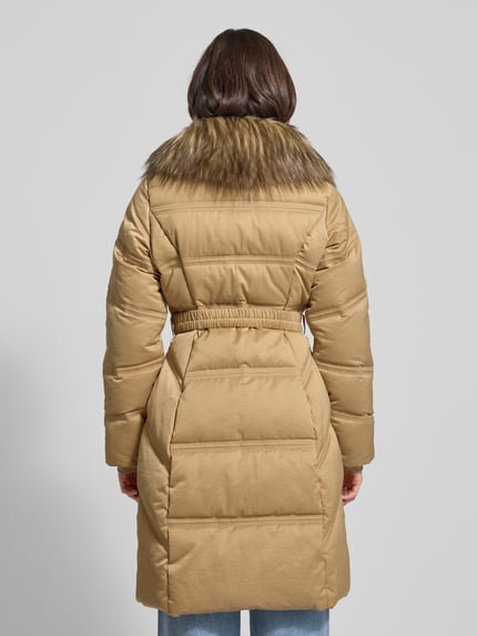 GUESS Steppmantel mit Gürtel Modell 'ALIENOR' Taupe 5