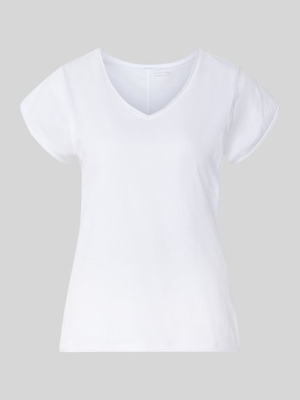 Produktfoto, T-Shirt mit V-Ausschnitt von Christian Berg Woman, damski t-shirt z bawełny, krój regular fit, zrolowany brzeg, długość tyłu 59 cm w rozmiarze S