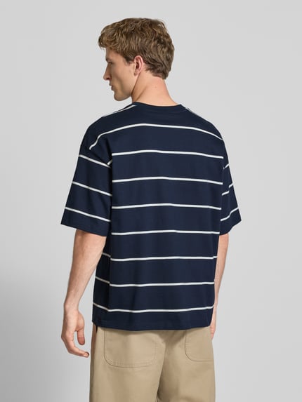 REVIEW T-Shirt mit Rundhalsausschnitt und Logo-Stitching Marine 5